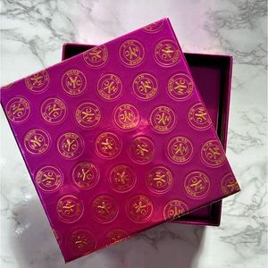 Bond No . 9 empty authentic box